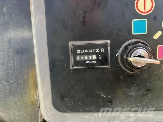 JLG 660 SJ Teleskop bomliftar