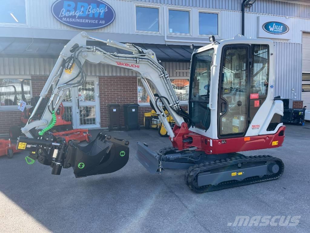 Takeuchi TB 225 Minigrävare < 7t