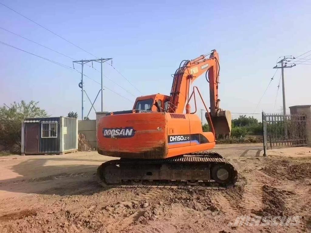 Doosan DH 150 LC-7 Bandgrävare