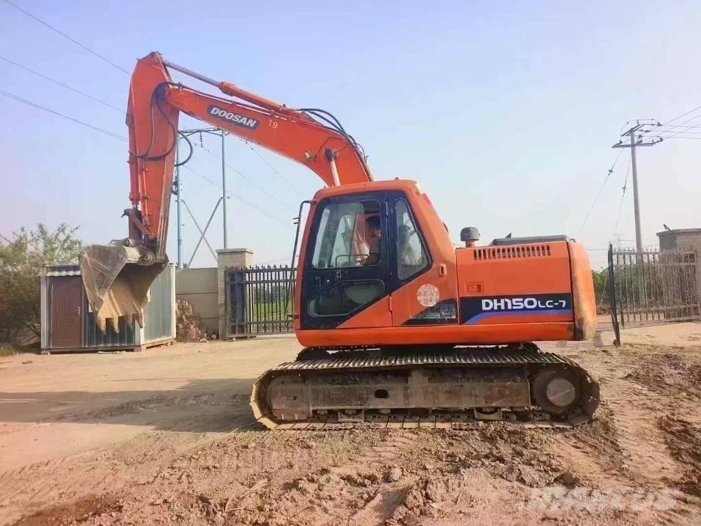 Doosan DH 150 LC-7 Bandgrävare