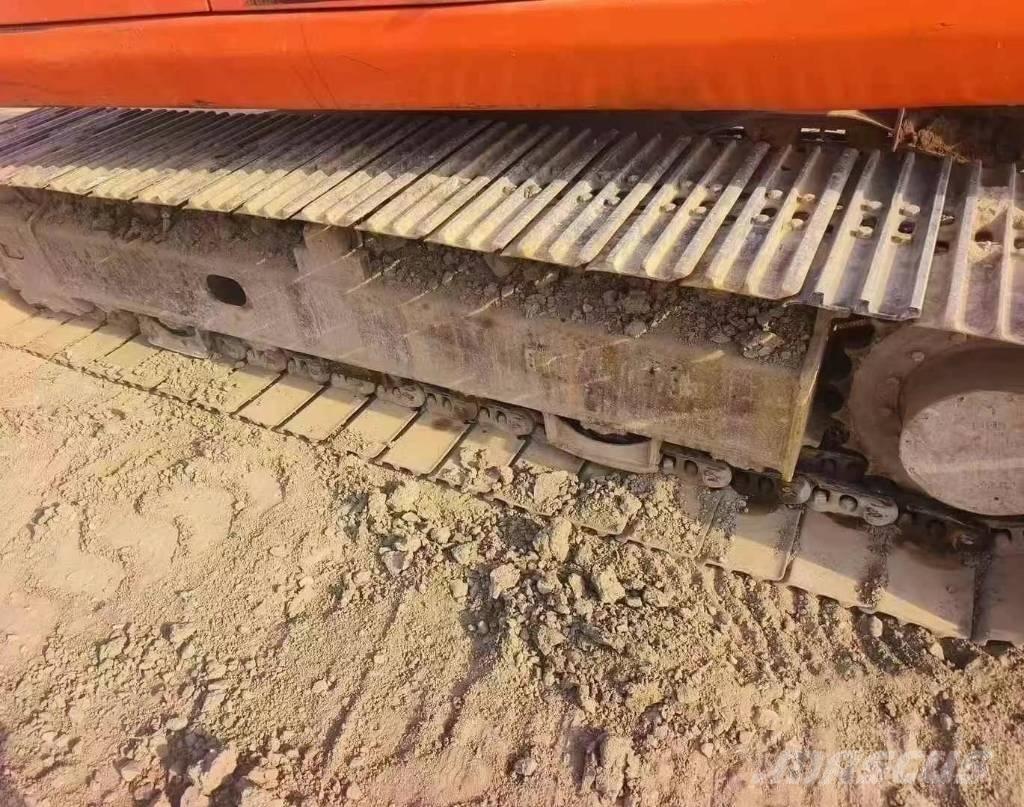 Doosan DH 150 LC-7 Bandgrävare