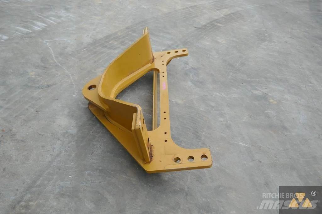 CAT 140M3 Drawbar Transport - Övriga