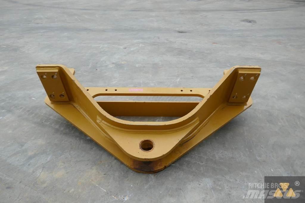 CAT 140M3 Drawbar Transport - Övriga