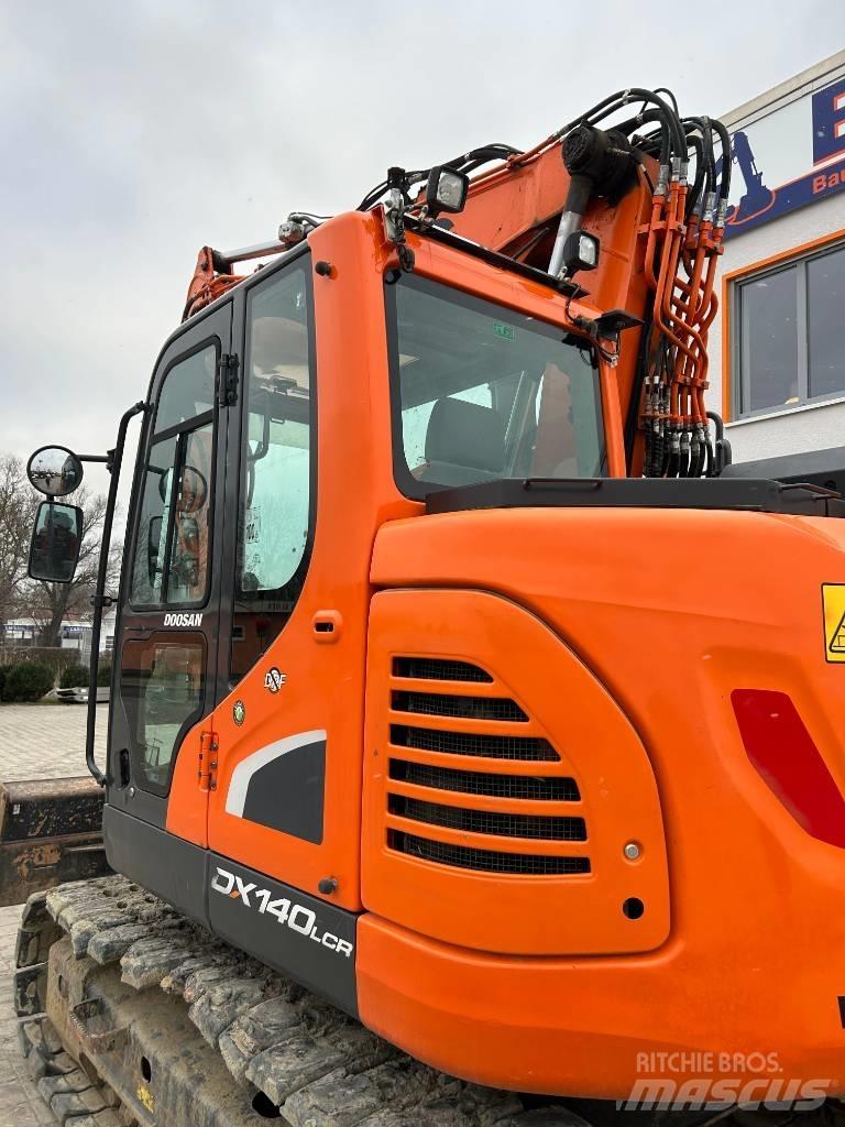 Doosan DX140LCR-5 Bandgrävare