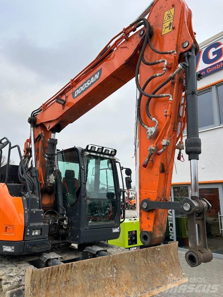 Doosan DX140LCR-5 Bandgrävare