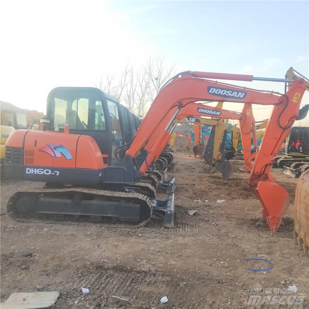 Doosan DH60-7 Bandgrävare