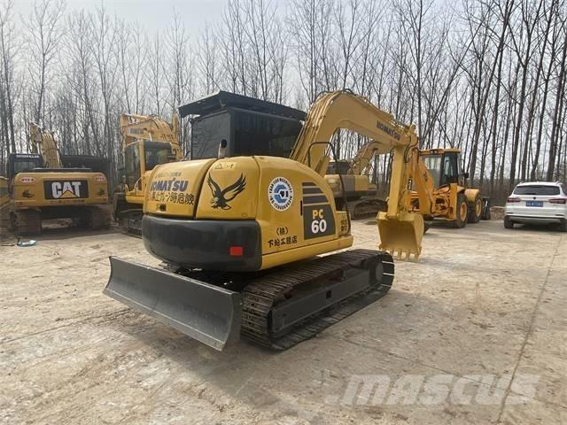 Komatsu PC 60-8 Bandgrävare