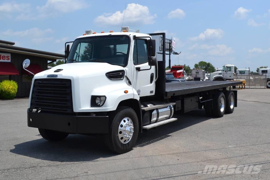 Freightliner 114SD Flakbilar