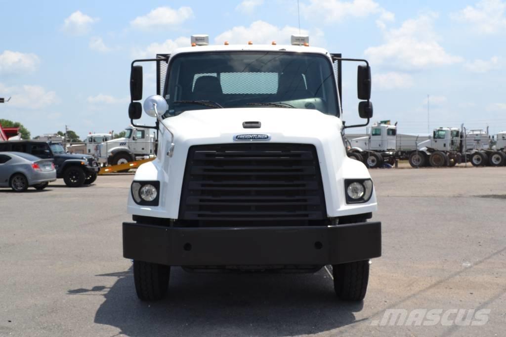 Freightliner 114SD Flakbilar