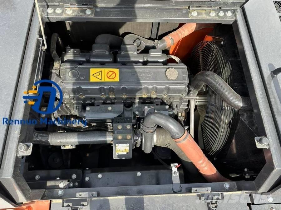 Doosan DX 340 Bandgrävare