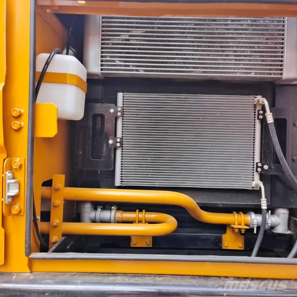 Sany SY 235 H Bandgrävare