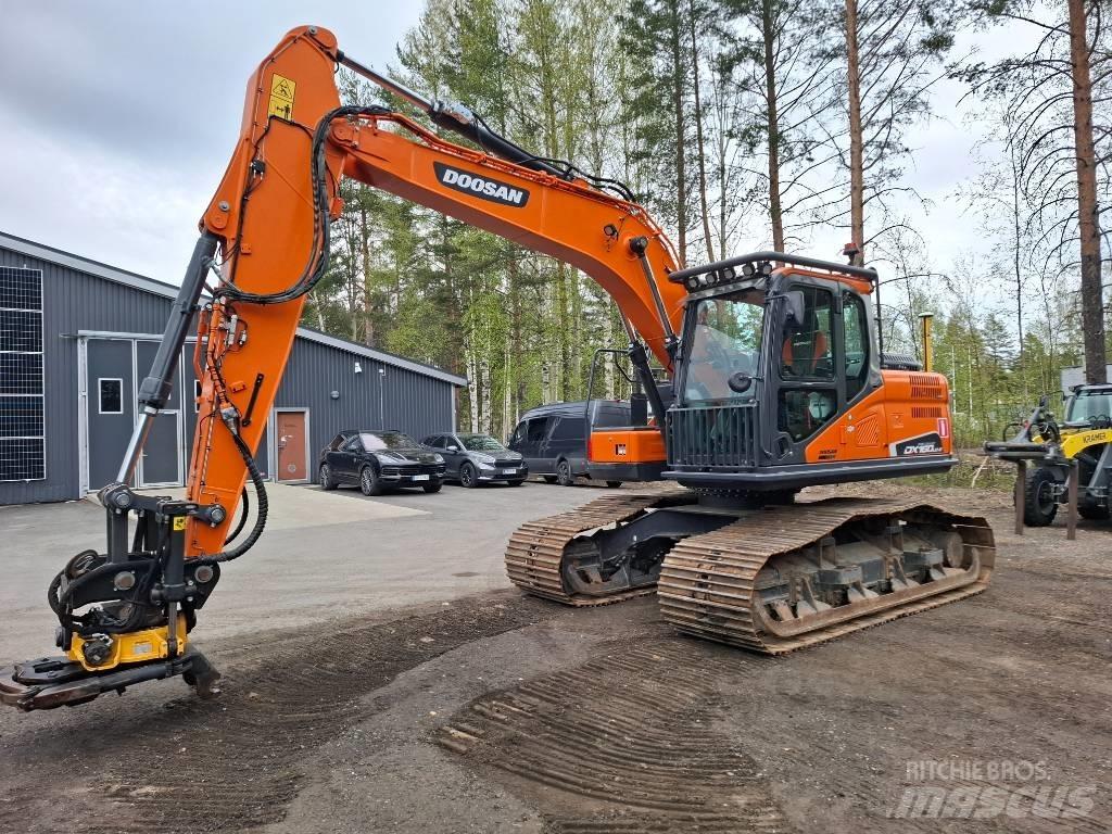 Doosan DX160LC-5 Bandgrävare