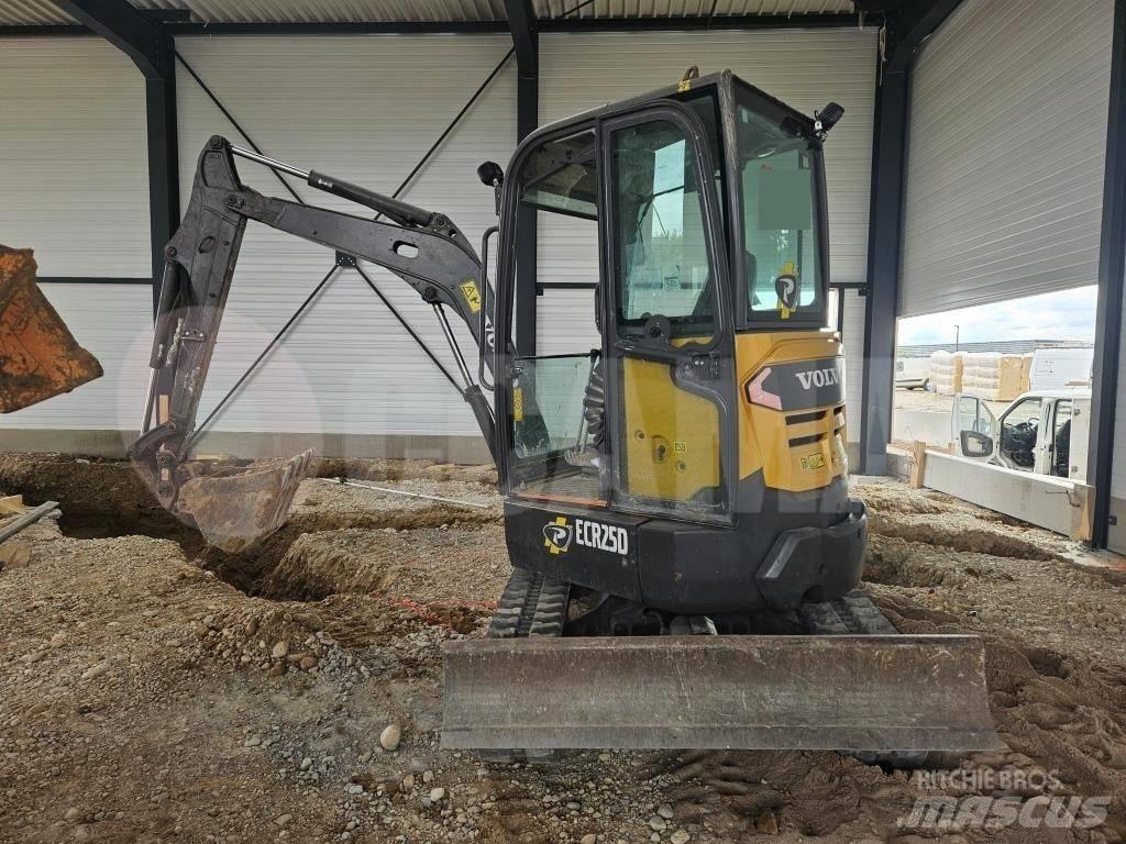 Volvo ECR 25 D Minigrävare < 7t