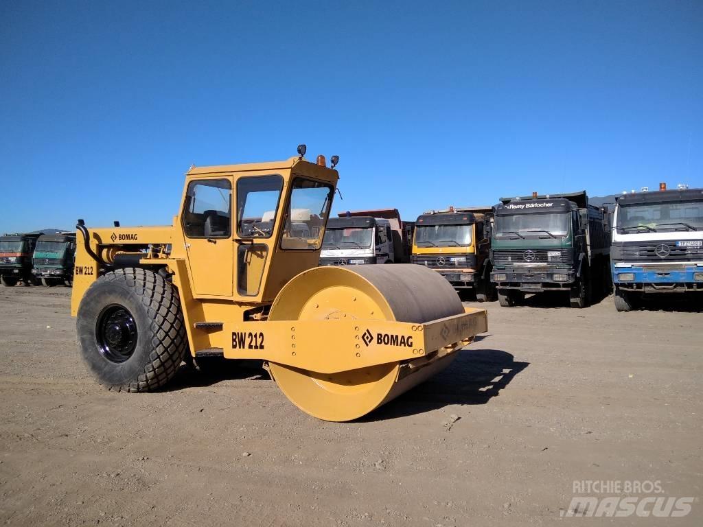 Bomag BW 212 Envalsvältar