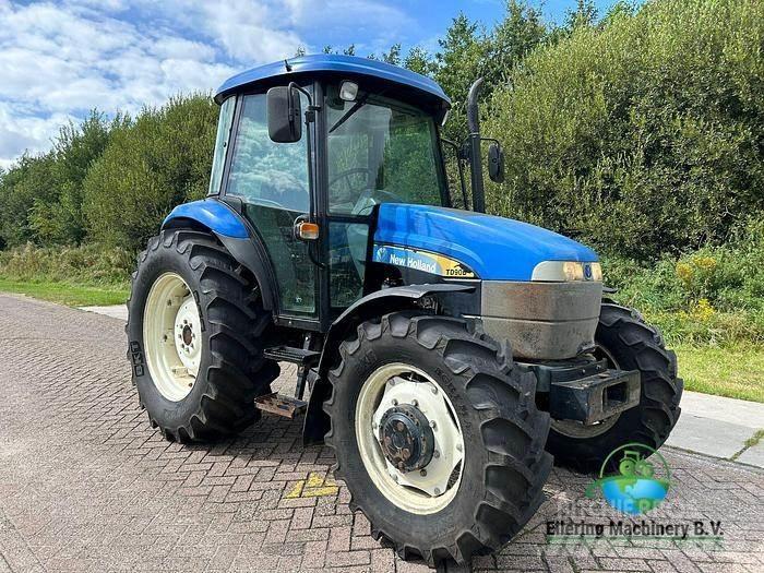 New Holland TD90 D Traktorer