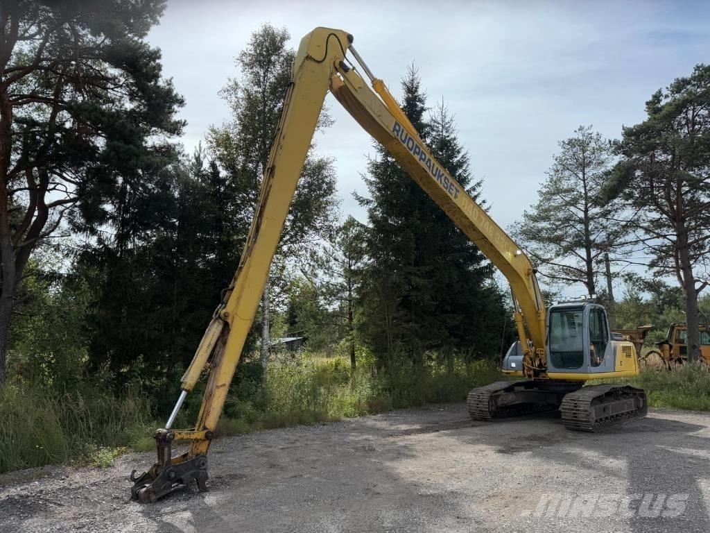 New Holland E 215 Grävmaskiner med lång räckvidd