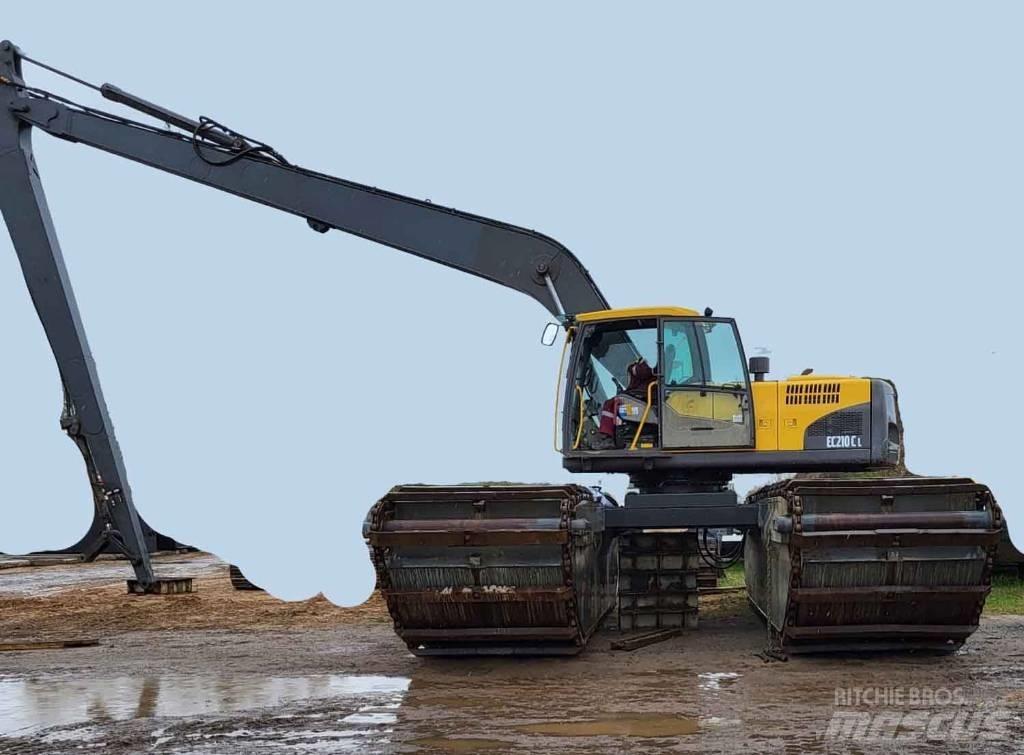 Volvo EC 210 C L Amfibiska grävmaskiner
