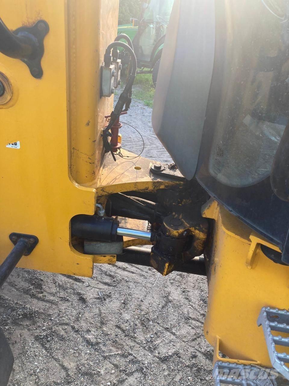JCB TM 220 Redskapsbärare för lantbruk