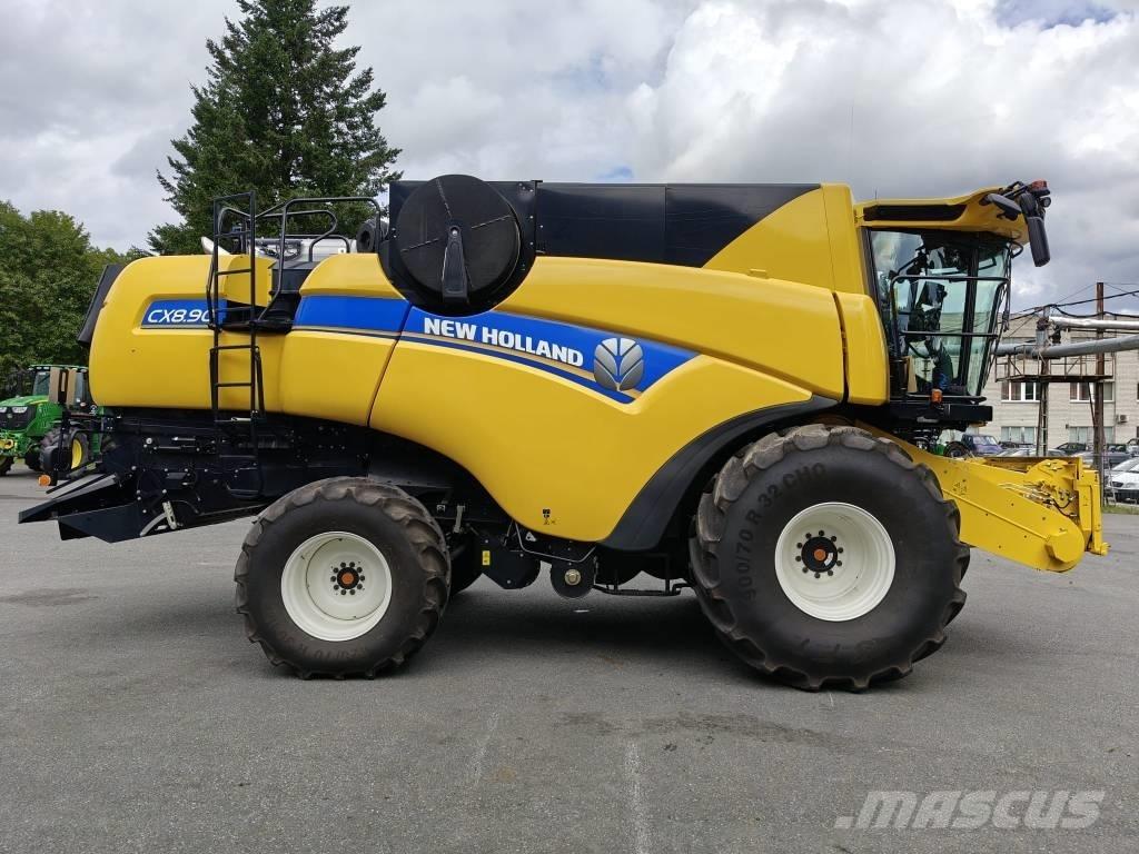 New Holland CX 8.90 Skördetröskor