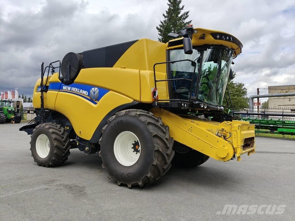 New Holland CX 8.90 Skördetröskor