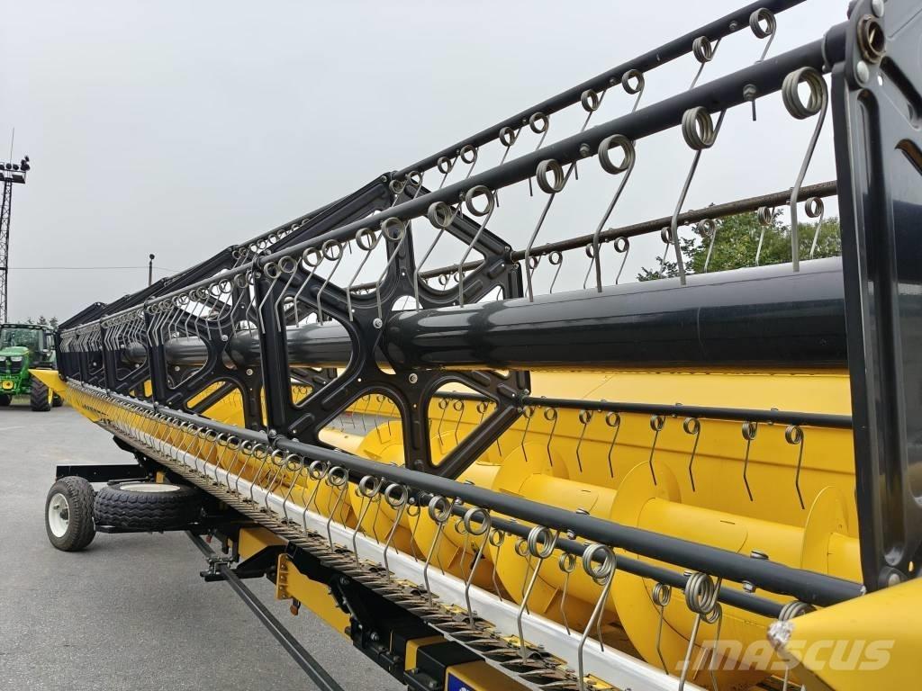 New Holland CX 8.90 Skördetröskor