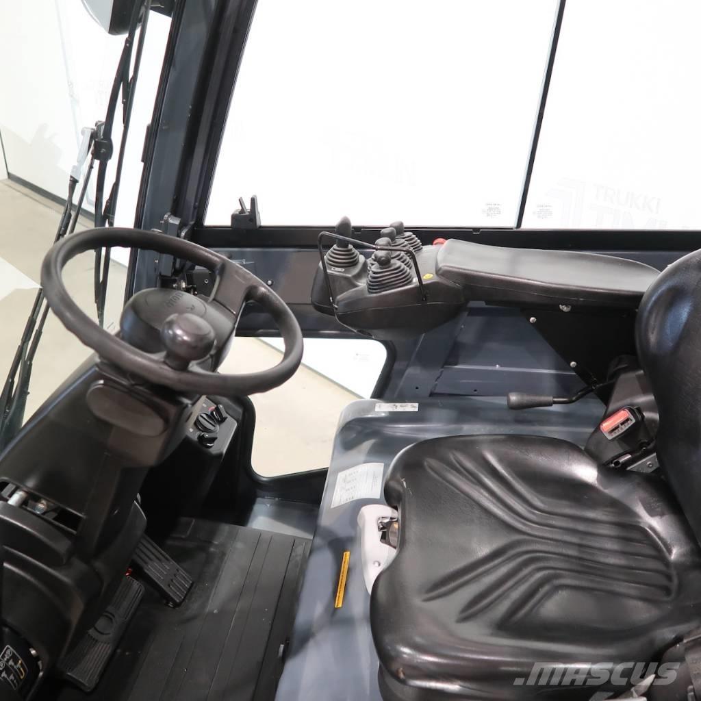 Toyota 8FBMT35 Elmotviktstruckar