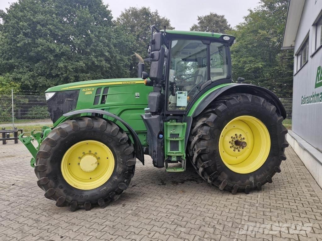 John Deere 6230R Traktorer