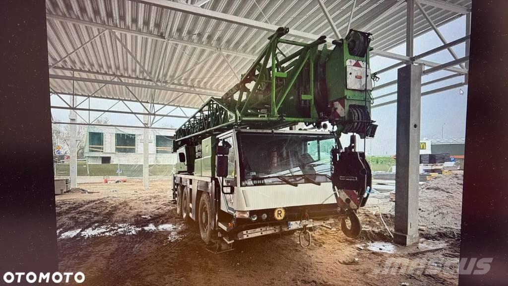 Liebherr LTM 1055 Terrängkranar (Grov terräng)