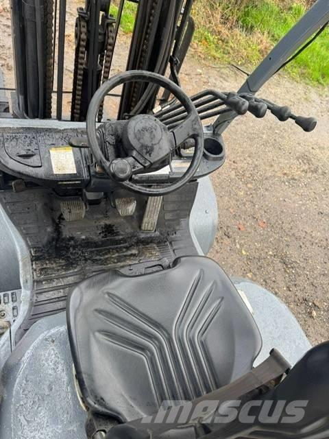 Toyota 8 FDF 30 Dieselmotviktstruckar