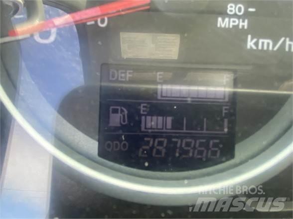 Hino 338 Skåpbilar