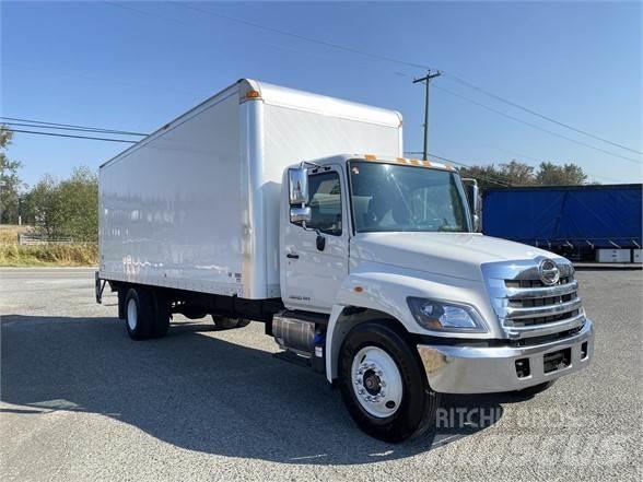 Hino 338 Skåpbilar
