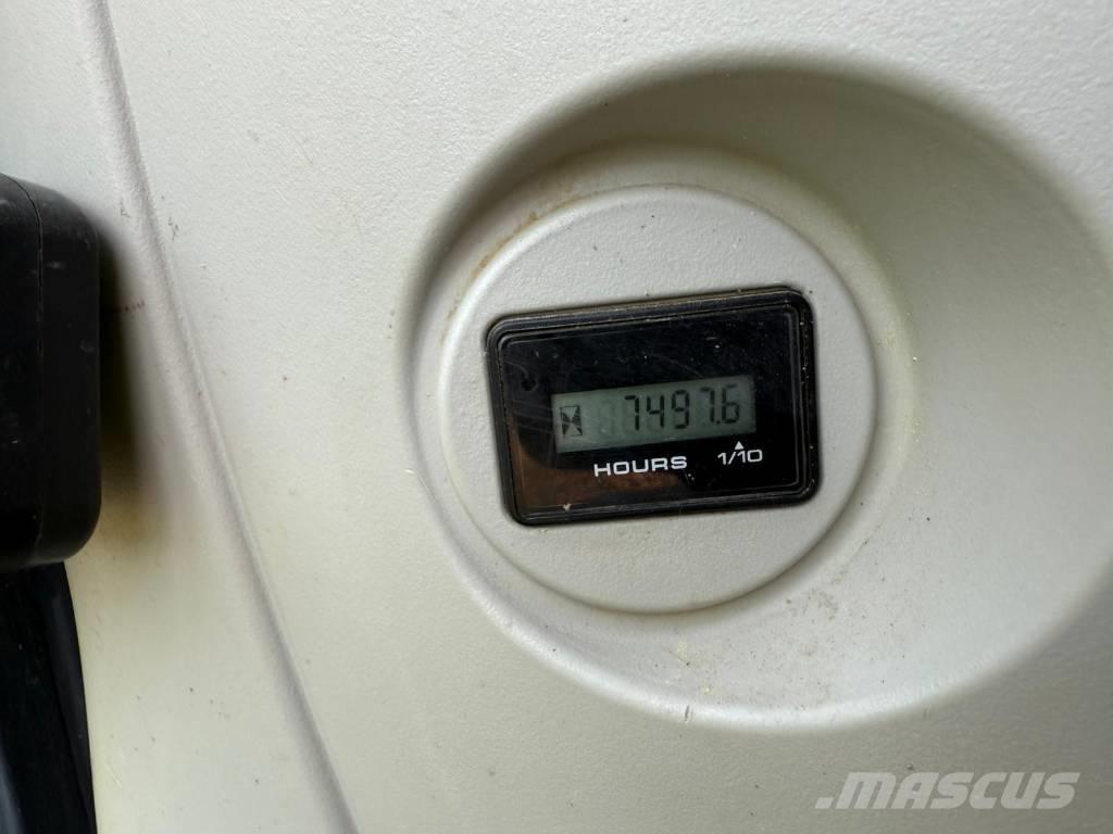 Kobelco SK 210 LC Bandgrävare