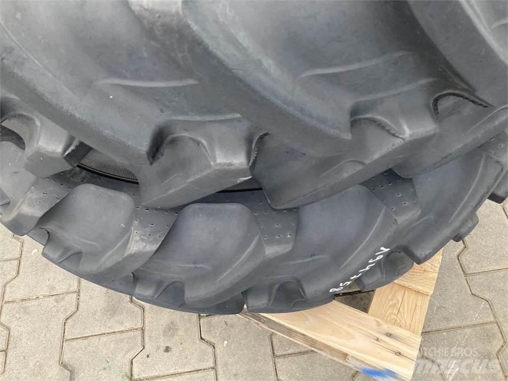 Alliance 280/85R28 Däck, hjul och fälgar