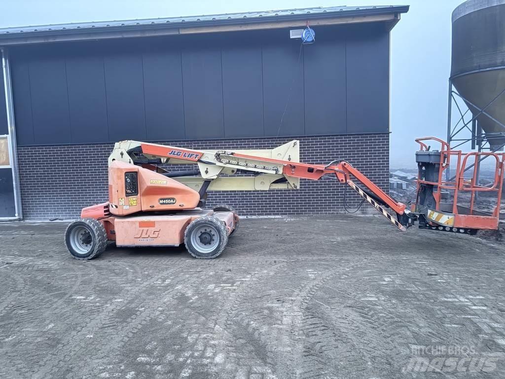 JLG 450aj Bomliftar