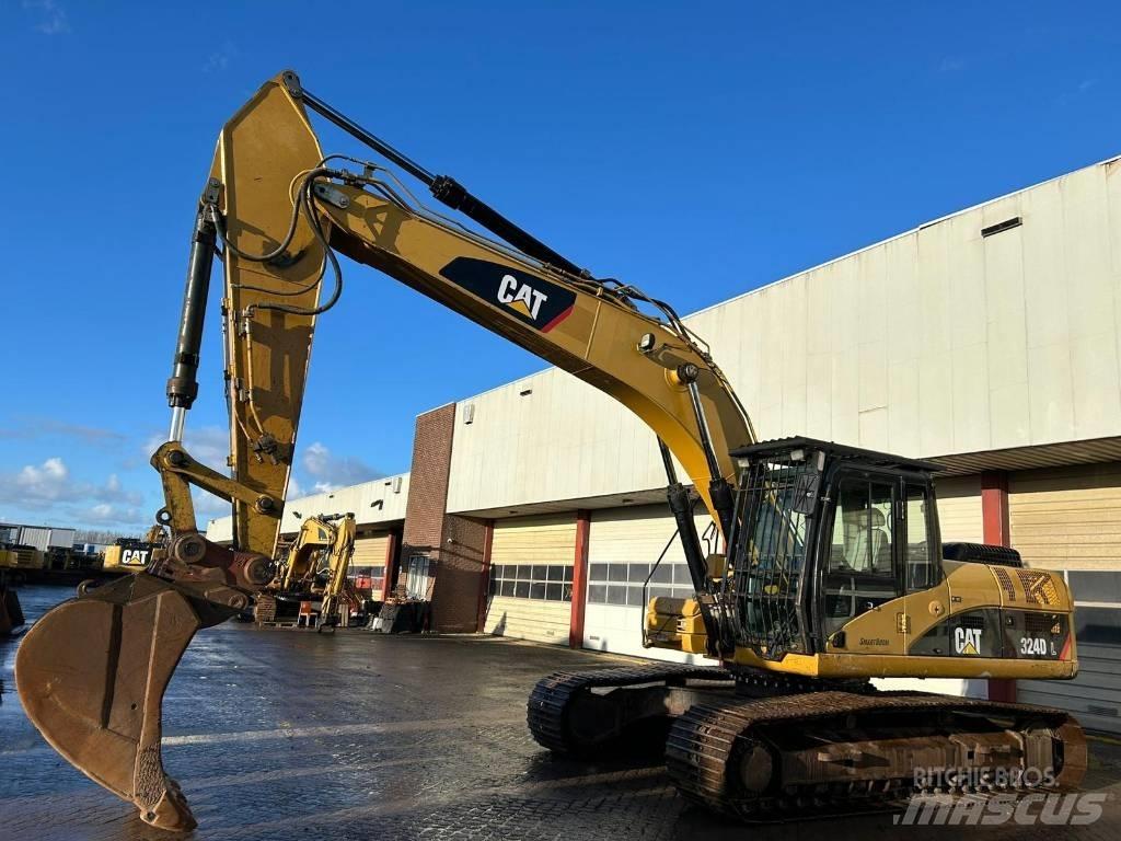 CAT 324 D L Bandgrävare