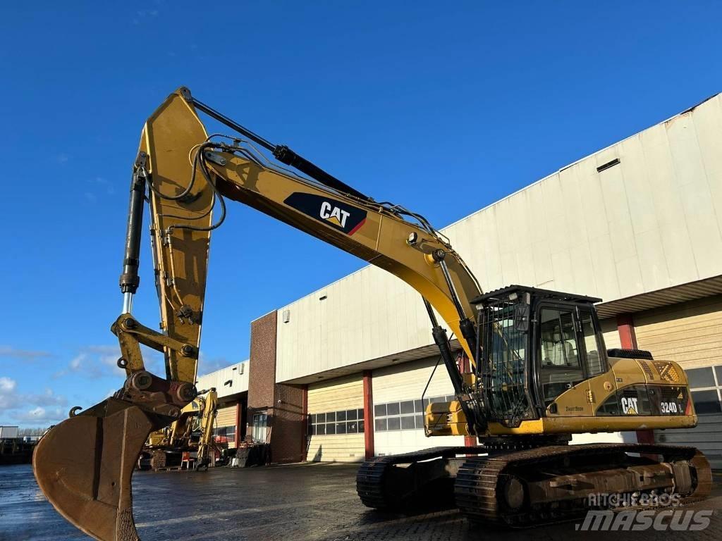 CAT 324 D L Bandgrävare