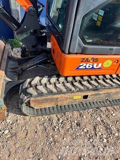 Hitachi ZX26U Minigrävare < 7t