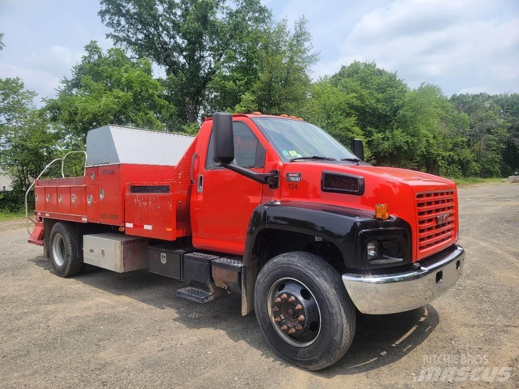 GMC 7500 Flakbilar/Pickuper