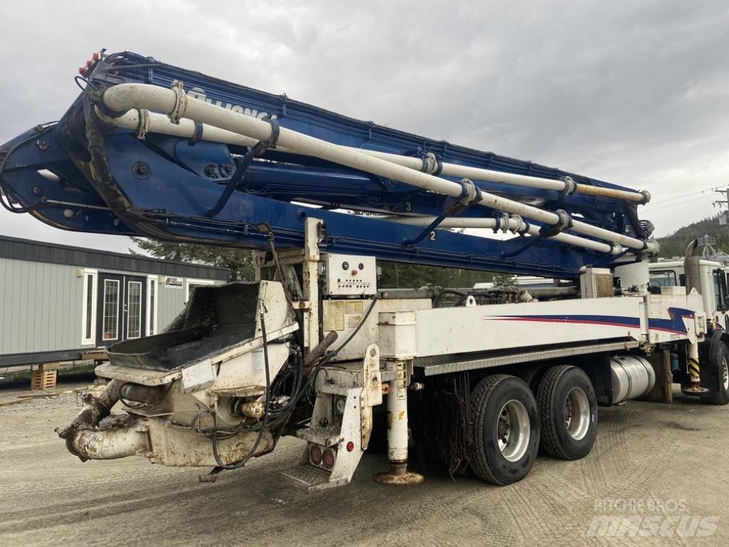Alliance 40M Lastbilar med betongpump