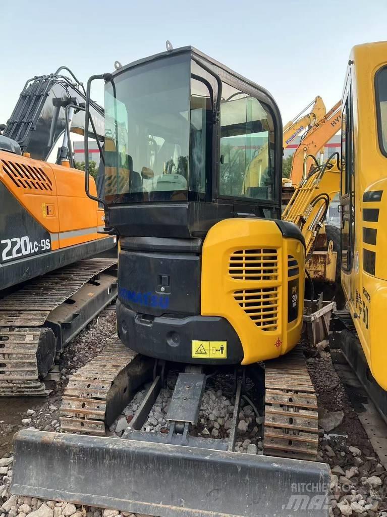 Komatsu PC 30 Bandgrävare