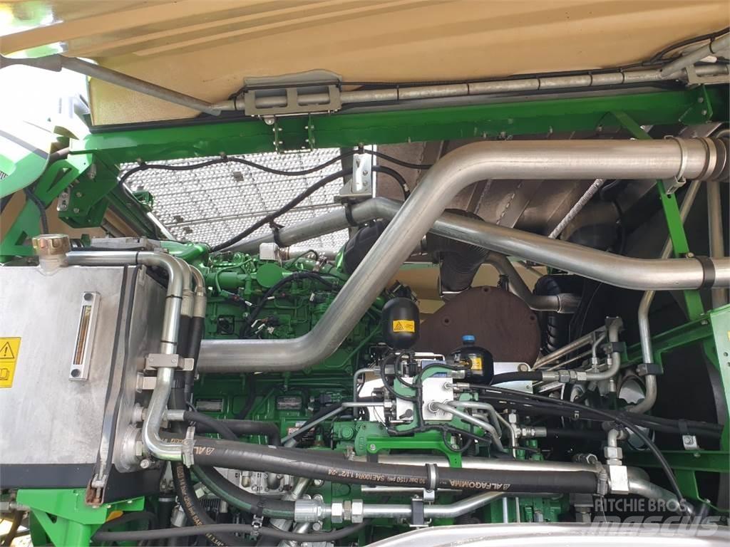 John Deere 8500 Fälthackar