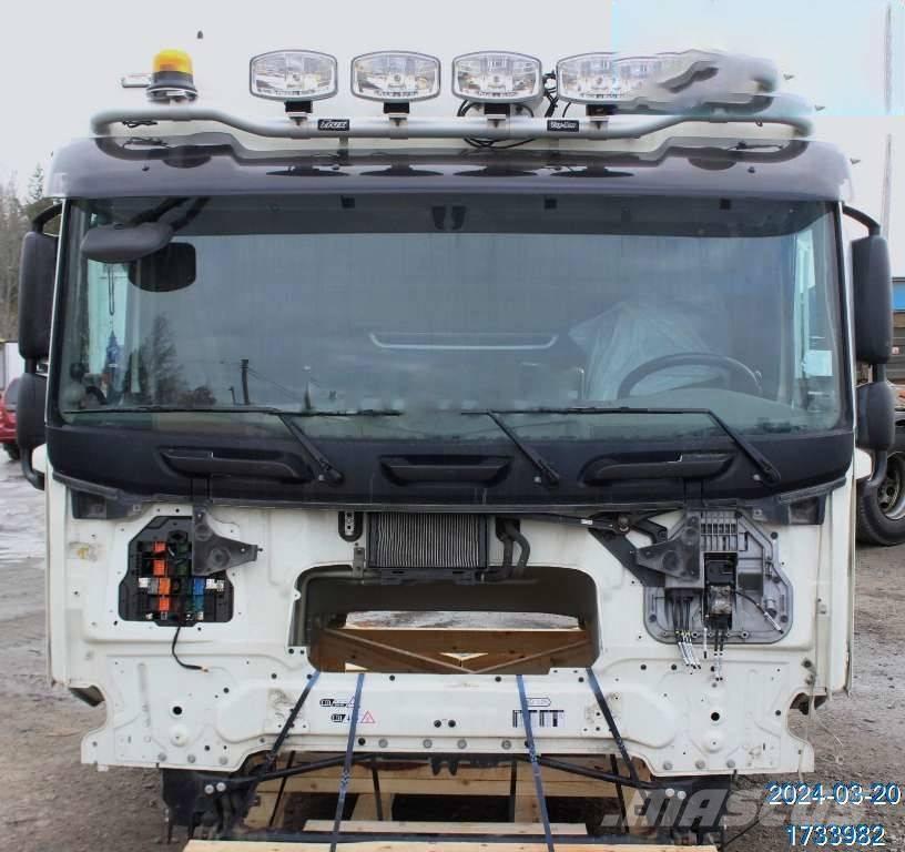 DAF XF 510 Hytter och interiör