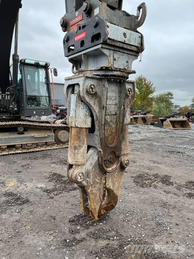 FRD V-17 Krossar för Entreprenad