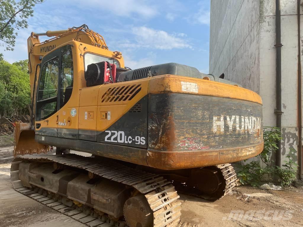Hyundai 220LC-9S Bandgrävare