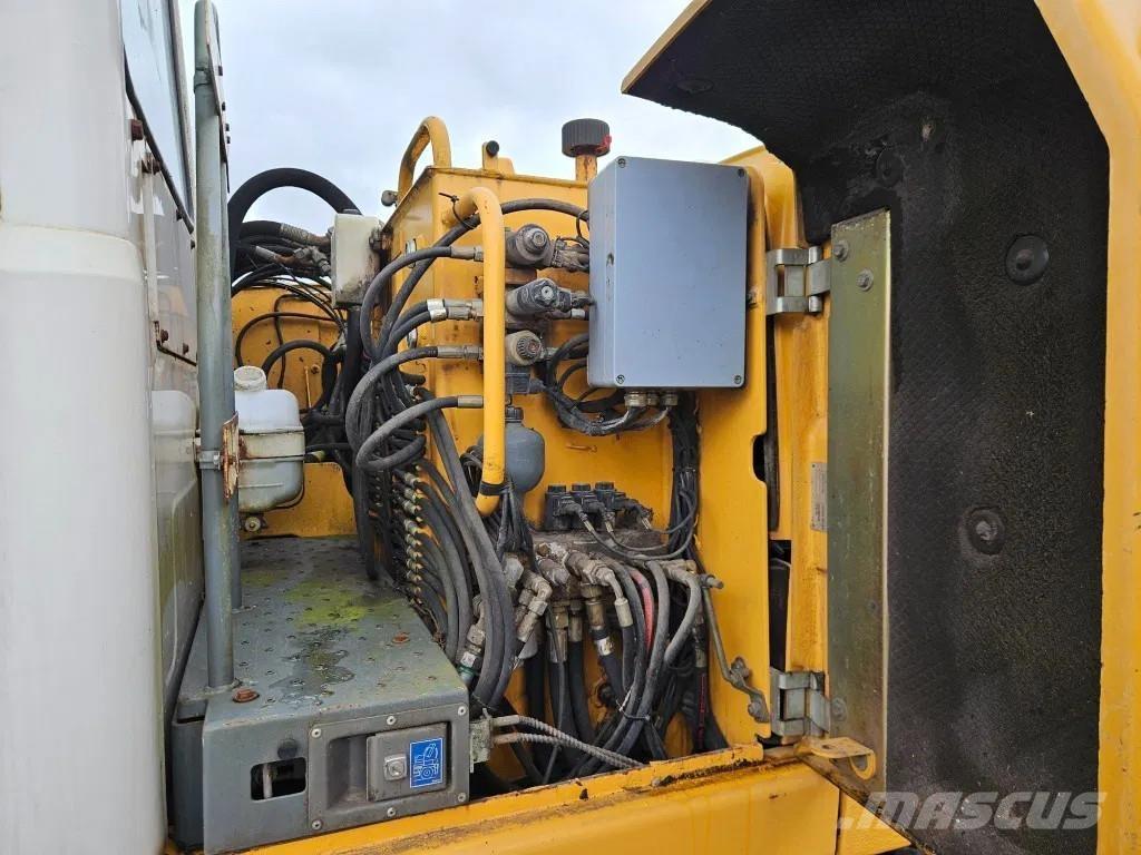 Liebherr A 314 Hjulgrävare