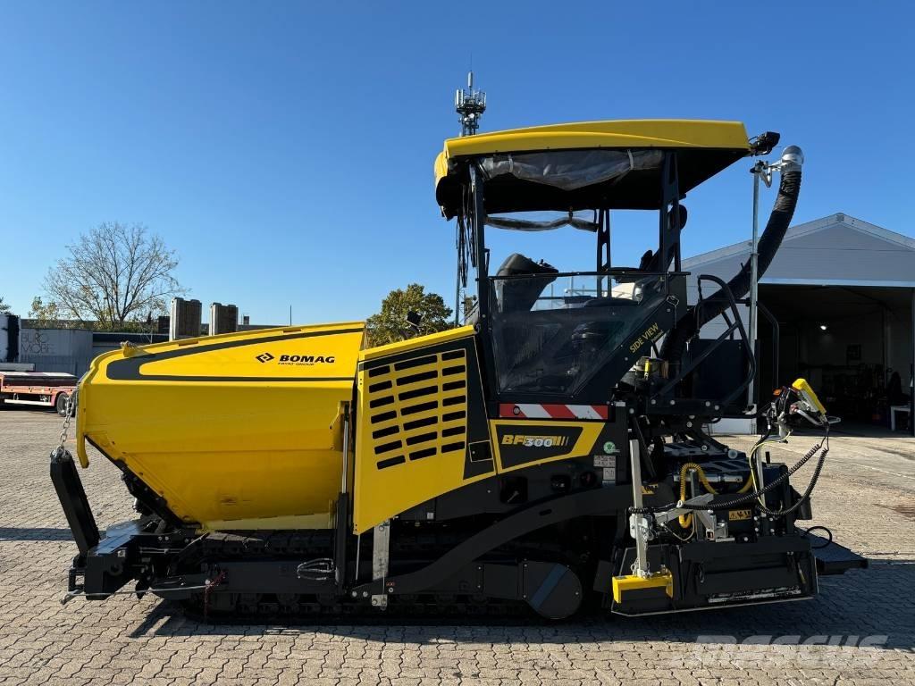 Bomag BF 300 C-2 Asfaltsläggningsmaskiner