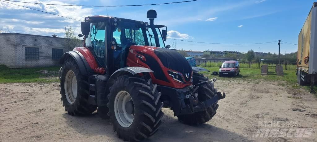 Valtra T-175 A Traktorer
