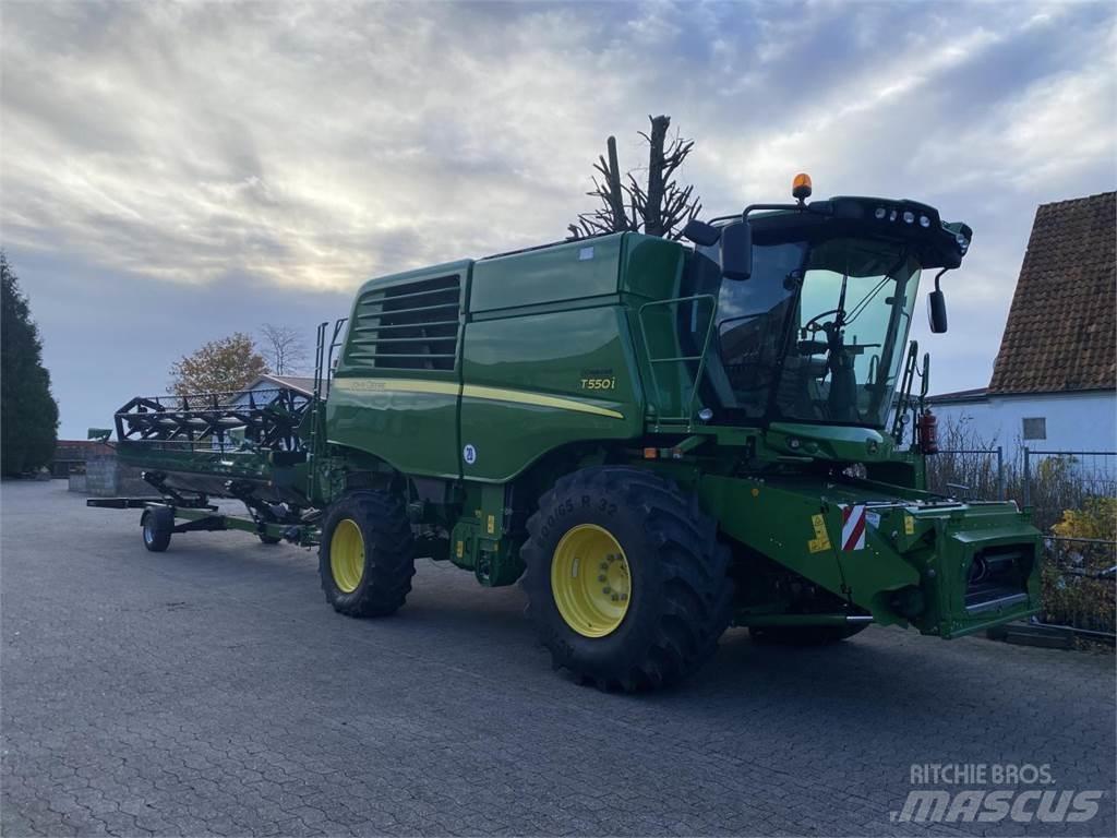 John Deere T550 Skördetröskor