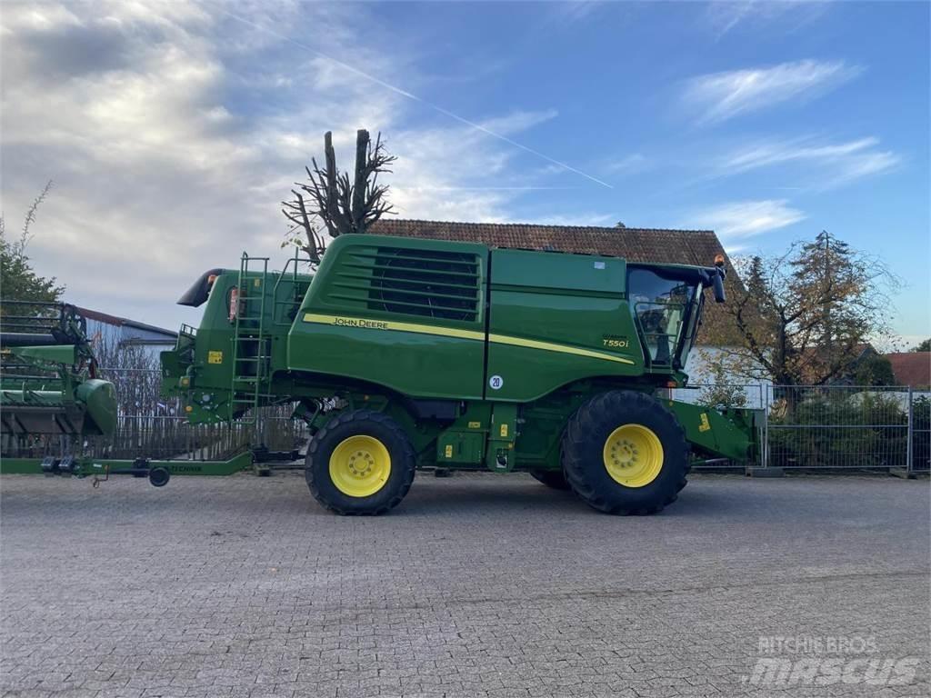 John Deere T550 Skördetröskor