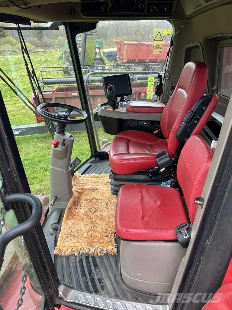 Case IH 8250 Skördetröskor